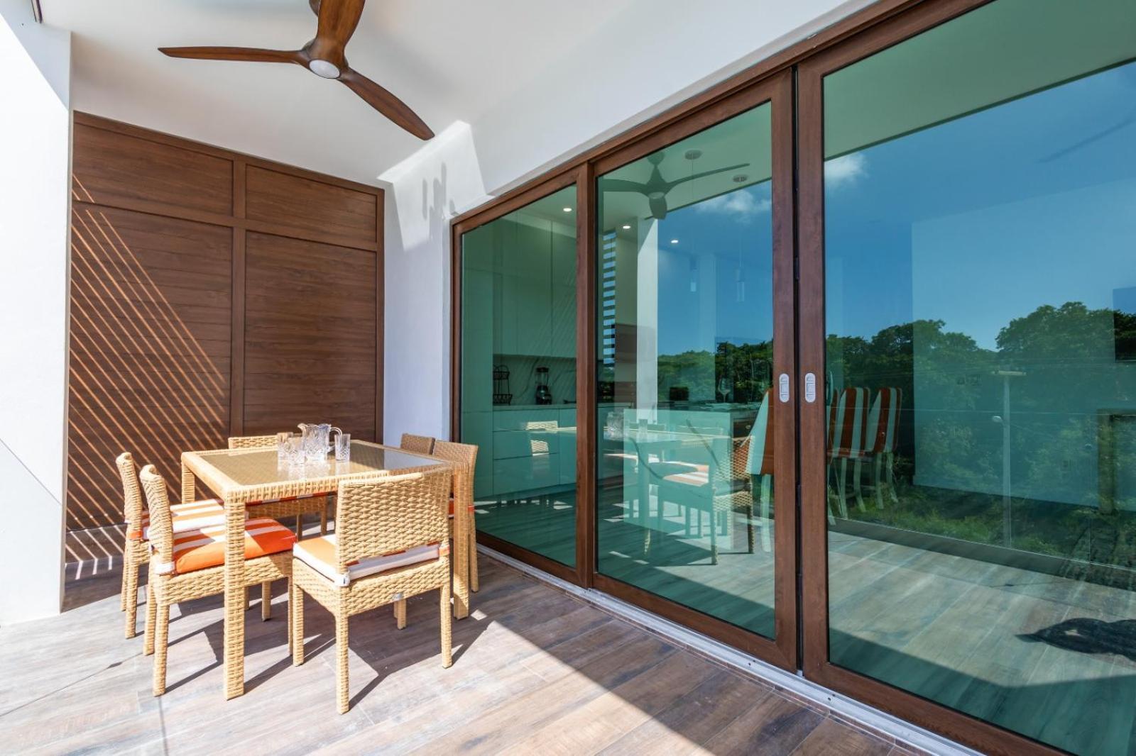 Acqua Di Mare Resort West Bay Exteriör bild